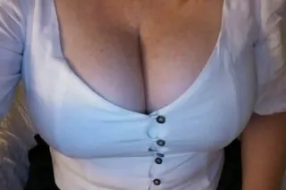 That girl from the 70s - Image 1